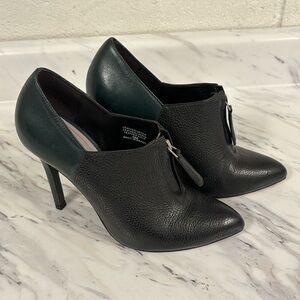 ❤️ Pour La Victoire black and dark green pumps